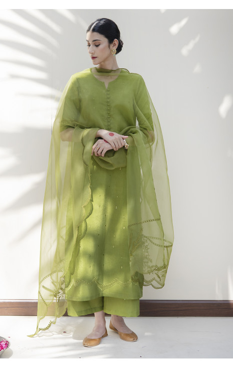 Pear Green Outfit